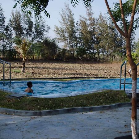 Bhavna Resort & Farm Surendranagar Exterior foto