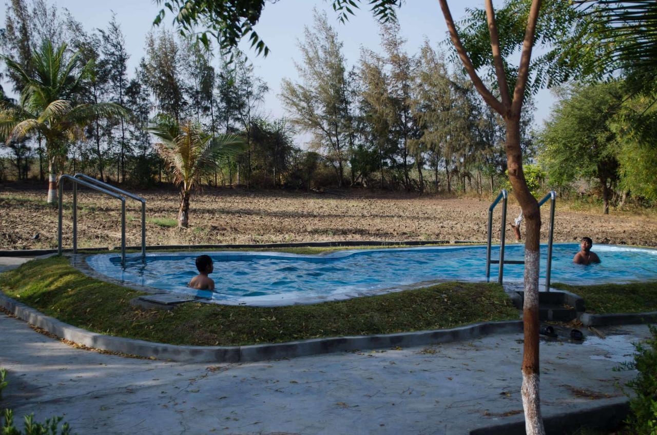 Bhavna Resort & Farm Surendranagar Exterior foto
